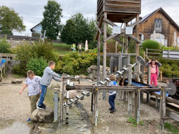 2276e385-d633-4c44-9f71-e4a74e72cfd3